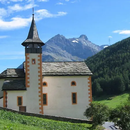 Semesterbostad Apartment Haus Alpenstern- Wohnung Distel By Interhome Saas Fee